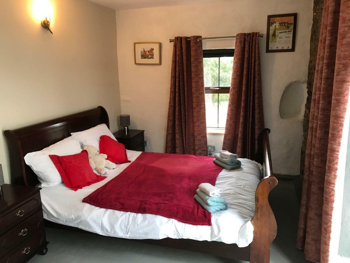 Redington House Selfcatering Accommodation Коб Екстериор снимка